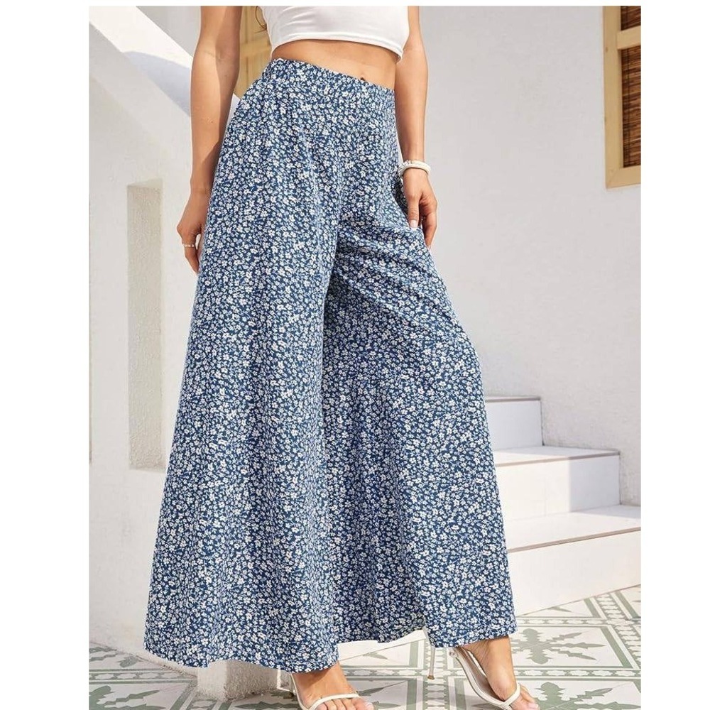 Luukse Wide Leg Floral Pants Black and White Side Zip Size Medium Boho Flowy